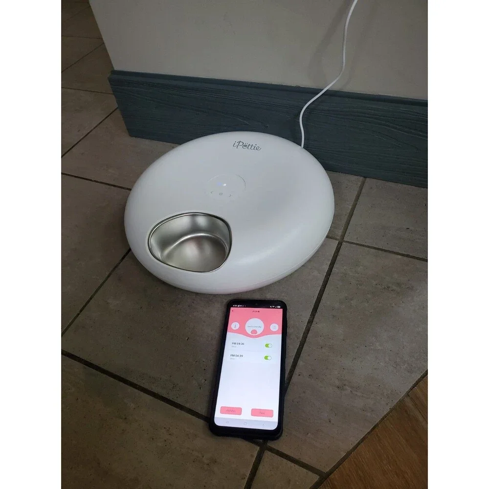 IPettie Donut Frost Cat Feeder With Ice Packs Wifi Stainless Steal 6 Meal Plate